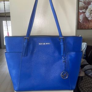 Micheal Kors bag